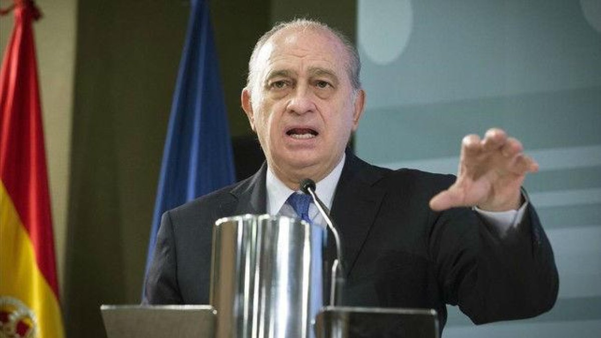El ministro del Interior en funciones, Jorge Fernández Díaz.-Luca Piergiovanni