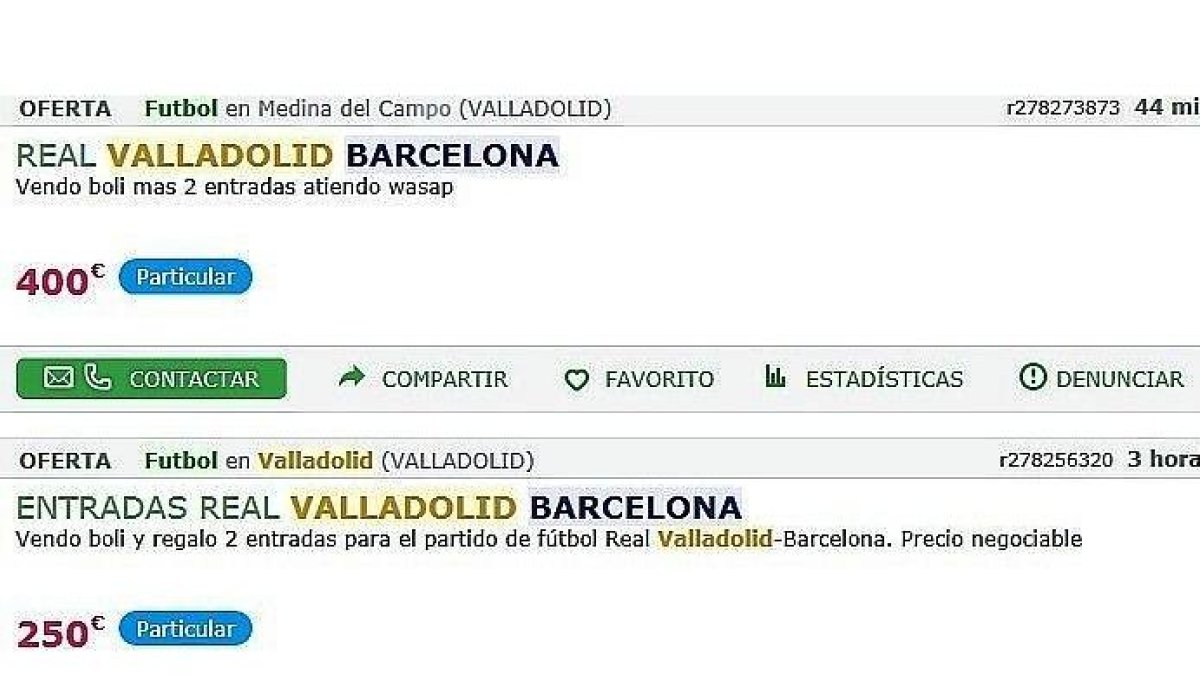 Anuncios donde se venden entradas para el partido.-EL MUNDO