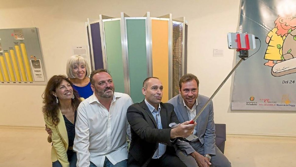 EXPOSICIÓN INFORMÁTICA. El Museo de la Ciencia acoge ‘Érase una vez...la informática. Del ábaco a la smart city en viñetas y más’. La muestra se inauguró ayer y realiza un recorrido por los orígenes y la historia de la informática con más de 200 piezas, a-Pablo Requejo