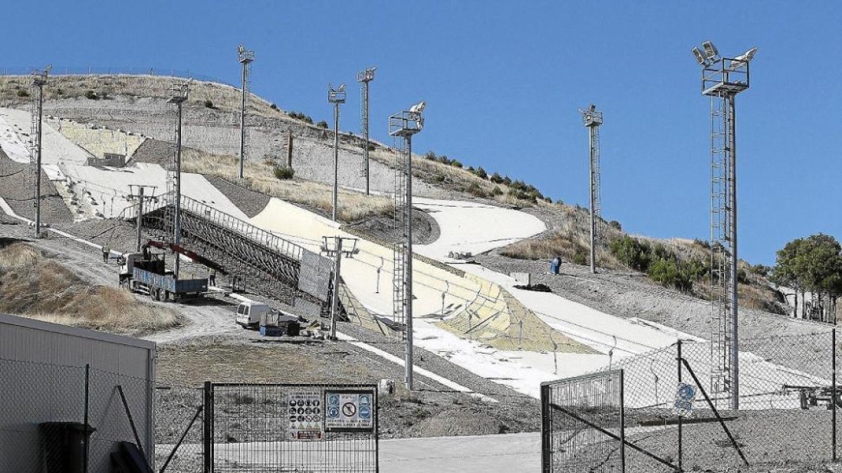 Obras en Meseta Ski, imagen de archivo.-MONTSE ÁLVAREZ