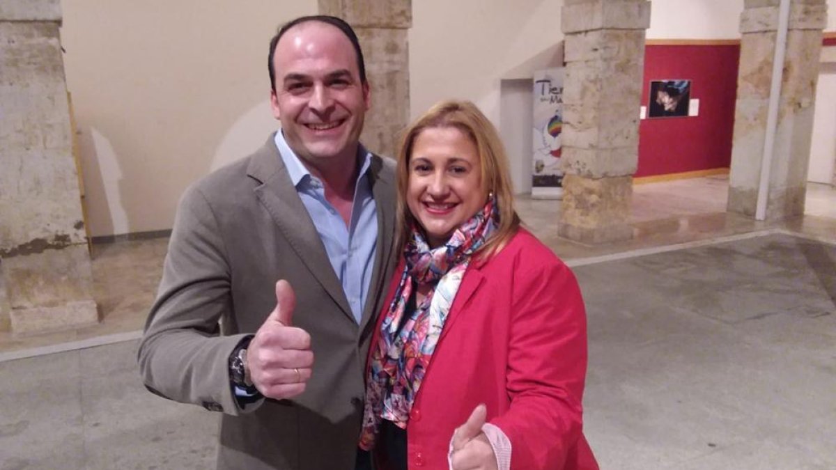 Miguel Cobo junto con Yolanda de Gregorio-HERALDO DE SORIA