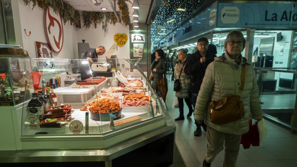 Mercado del Val en Valladolid. -PHOTOGENIC