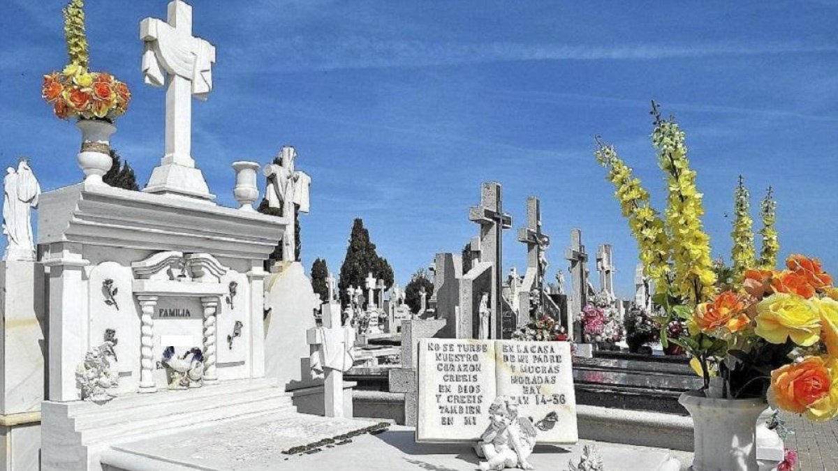 Cementerio de Las Contiendas. -E.M.