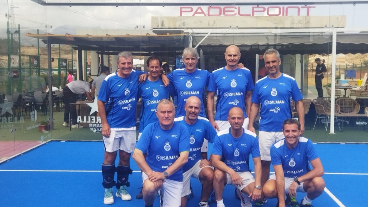 Equipo de veteranos masculino de la real Sociedad Hípica presente en La Nucía. / EL MUNDO