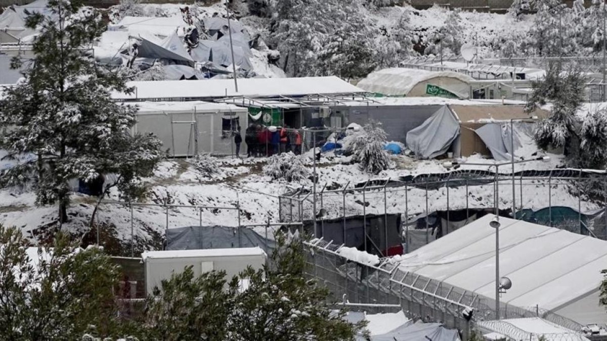 Campamento de refugiados de Moria, en la isla griega de Lesbos.-EFE / STRATIS BALASKAS