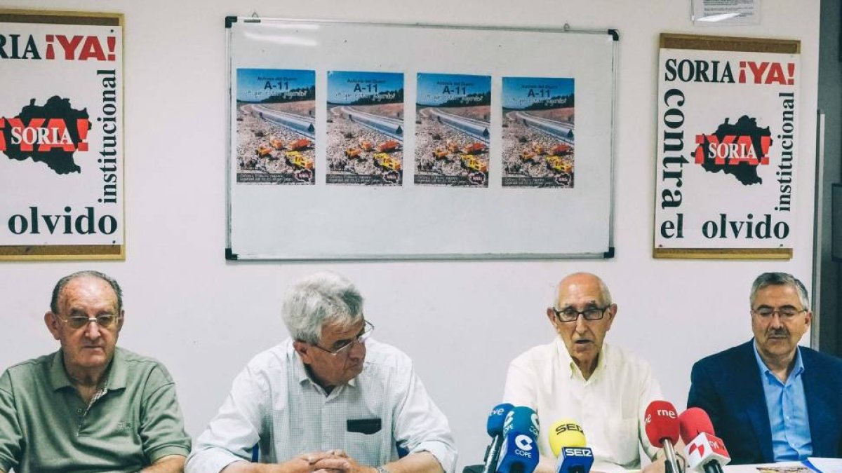 La plataforma Soria Ya informa sobre las próximas movilizaciones para reivindicar la construcción de la Autovía del Duero (A-11).-Ical