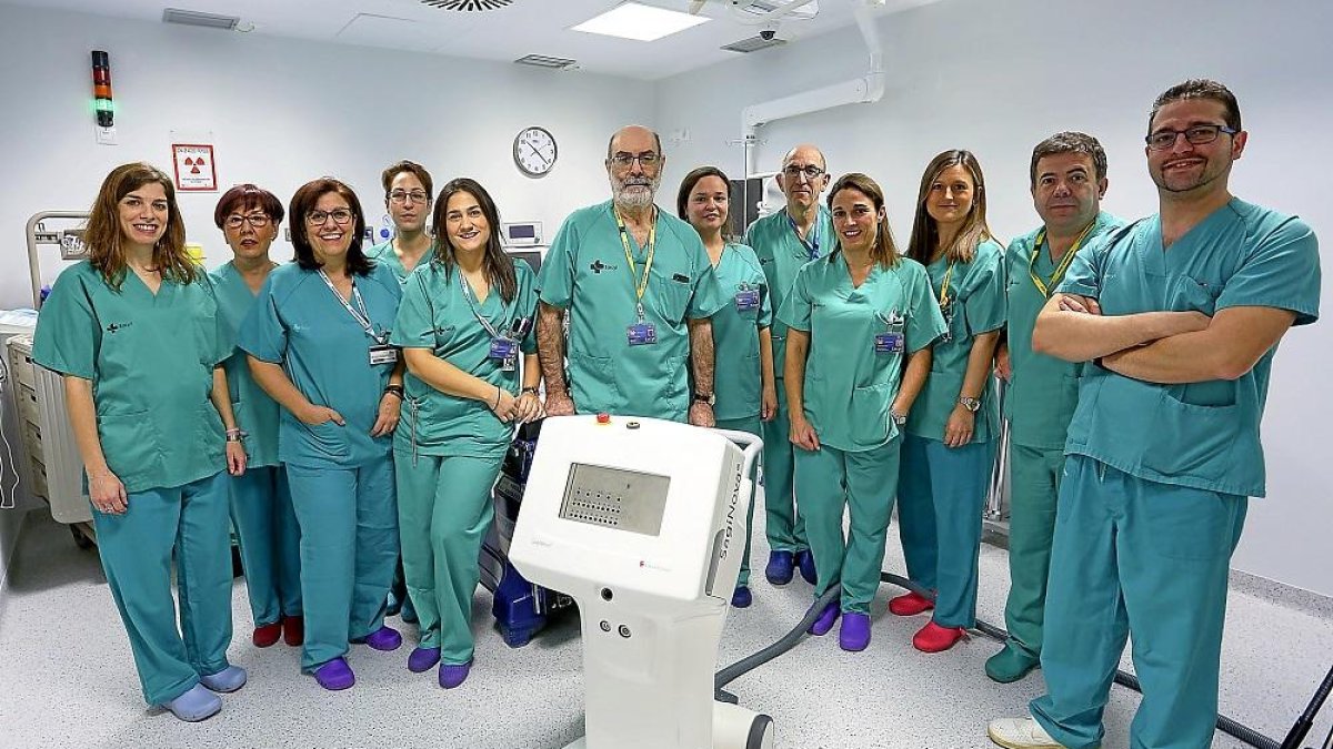 Equipo del servicio de Oncología Radioterápica del Hospital Clínico de Valladolid.-PHOTOGENIC