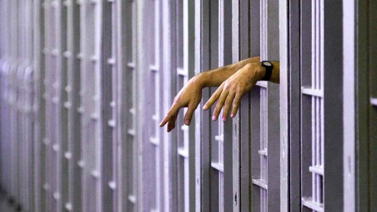 Un reo en el corredor de la muerte de una cárcel-SERTH PERLMAN