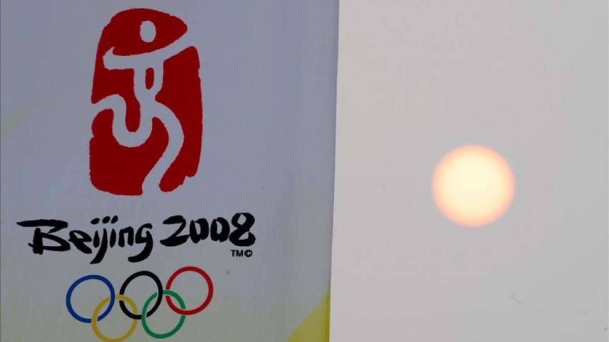 El logotipo de los Juegos Olímpicos de Pekín 2008.-EFE / GERO BRELOER