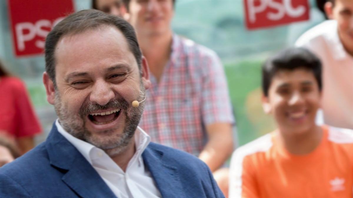 El ministro de Fomento, José Luís Ábalos, en un acto de los socialistas catalanes en LHospitalet de Llobregat, este sábado-EFE