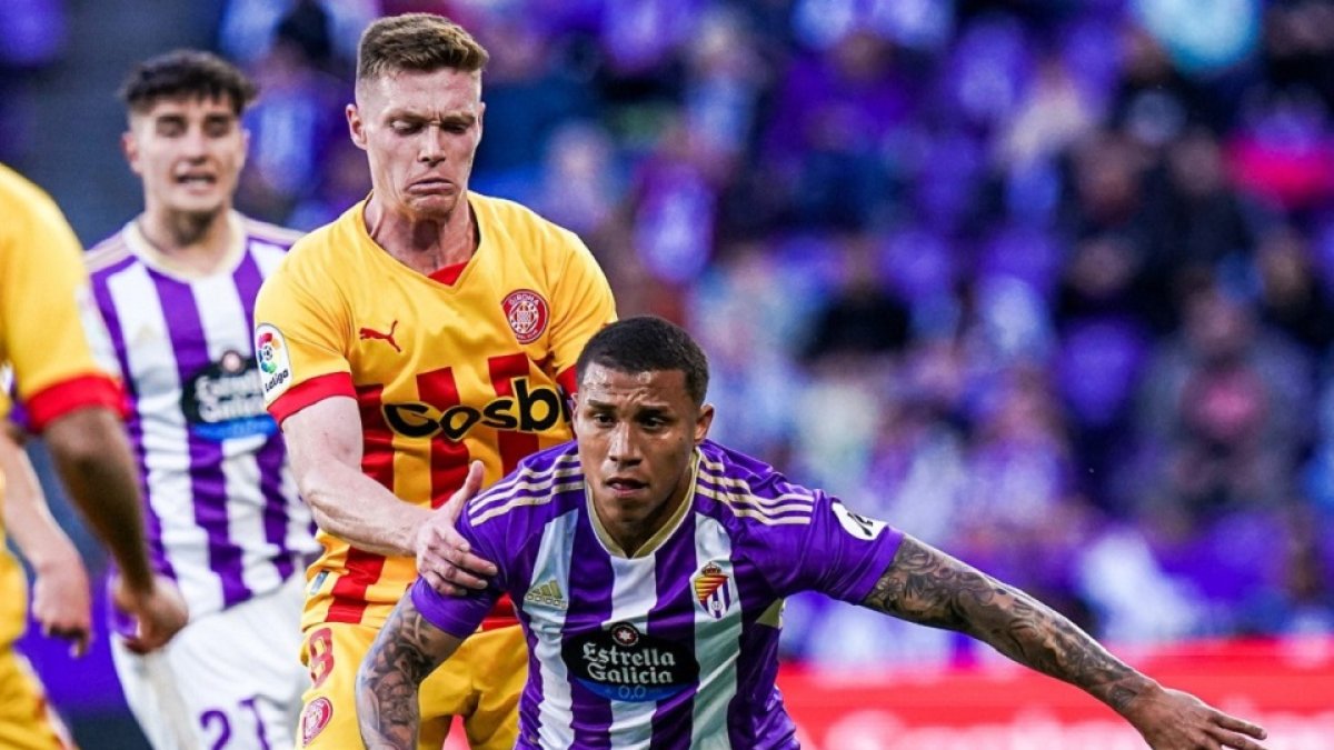 Darwin Machís en un partido de esta temporada con el real Valladolid. /IÑAKI SOLA / RVCF