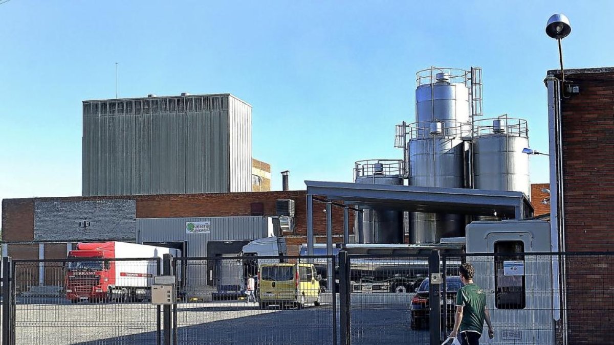 Instalaciones de la fábrica de Quesería Ibérica en Herrera de Pisuerga (Palencia).-MANUEL BRÁGIMO