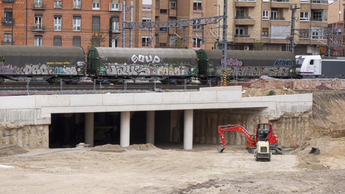 VALLADOLID. 01/04/23. PHOTOGENIC. OBRAS DEL PASO SUBTERRANEO DE LA CALLE PANADEROS.
