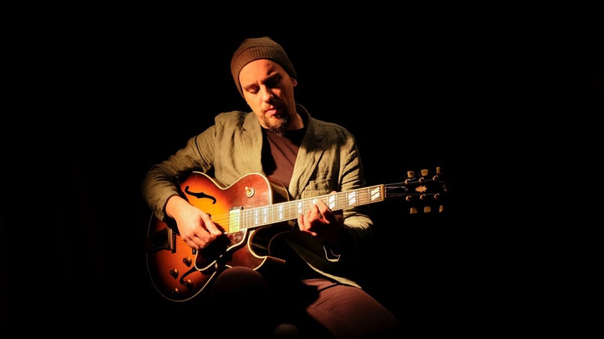 El guitarrista zamorano Víctor Antón