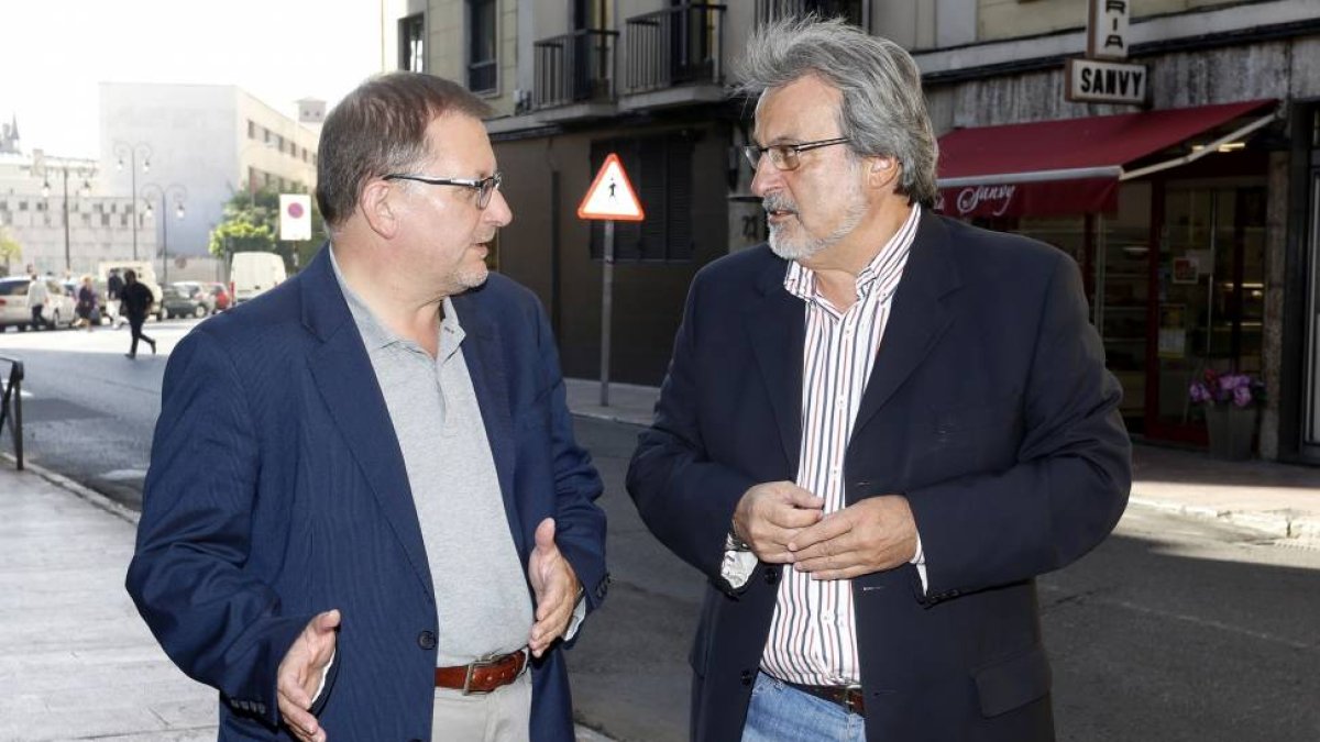 El senador y el coordinador regional de IU, Jesús Iglesias y José María González, analizan el futuro del carbón nacional-Ical