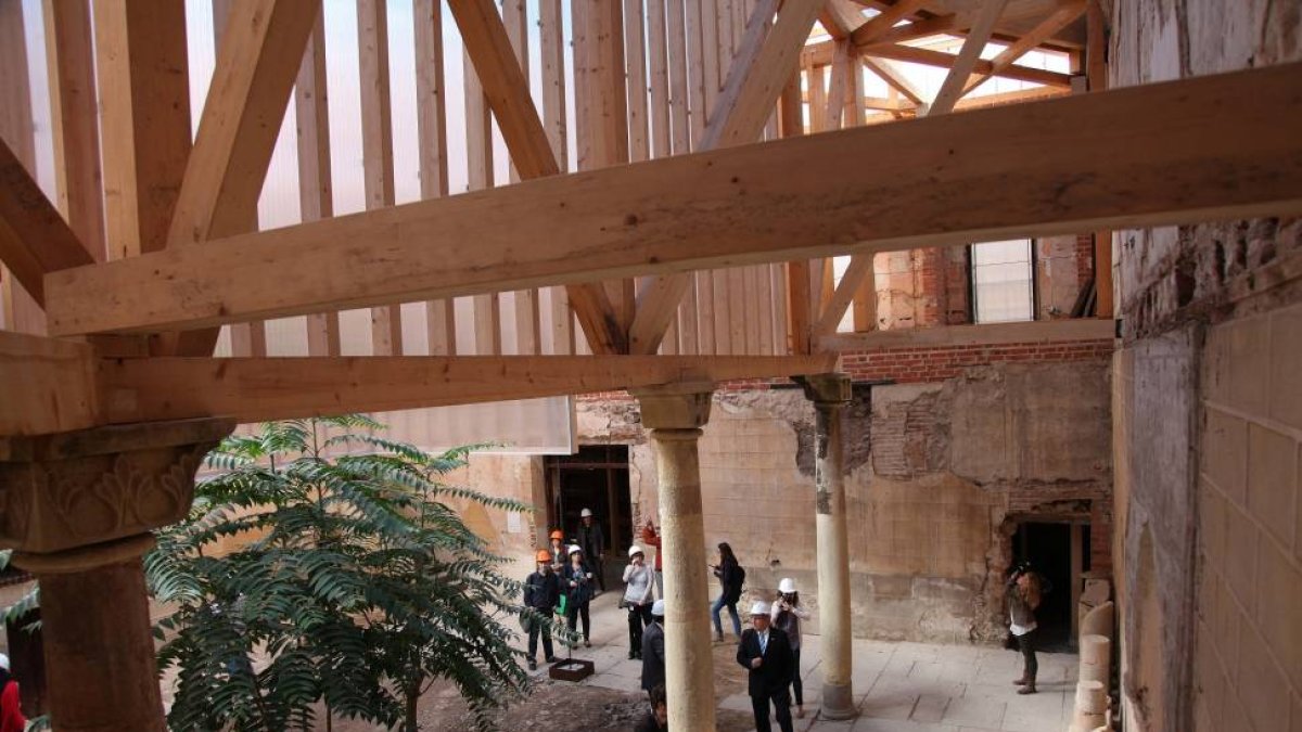Resultado de las obras del palacio de Enrique IV-Ical