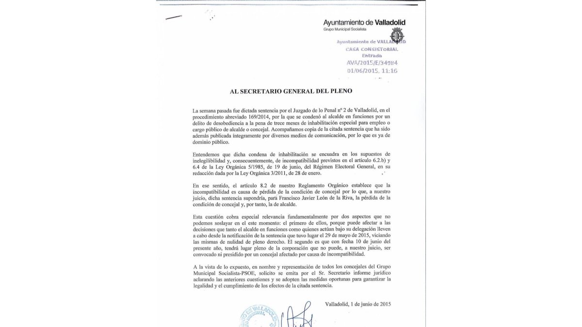 Escrito dirigido por el PSOE al secretario general del Ayuntamiento-El Mundo