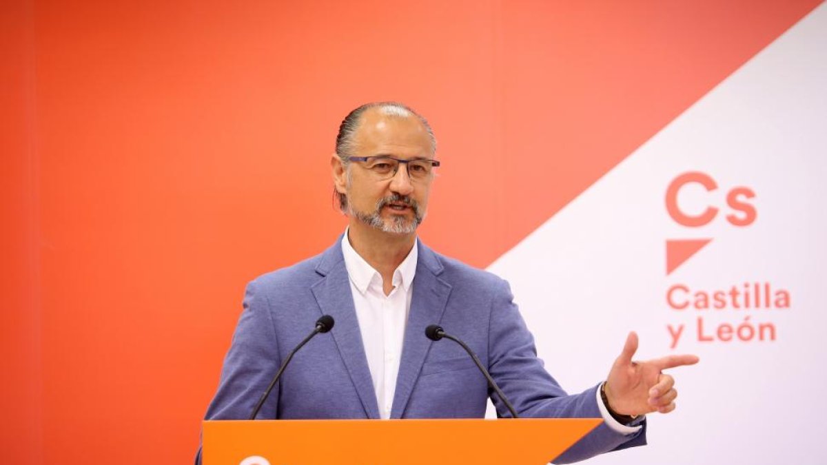 El portavoz de Ciudadanos de Castilla y León en las Cortes regionales, Luis Fuentes-ICAL