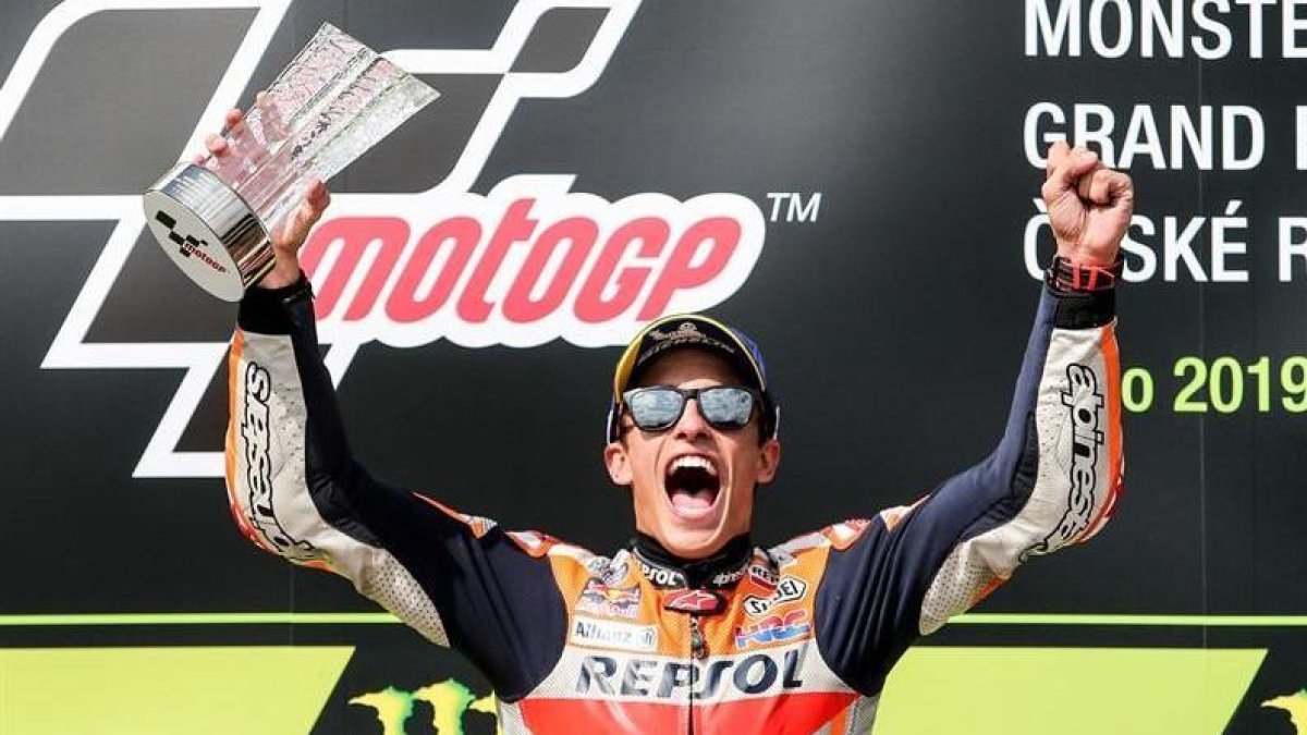 Marc Marquez, radiante en Brno.-EFE / MARTIN DIVISEK