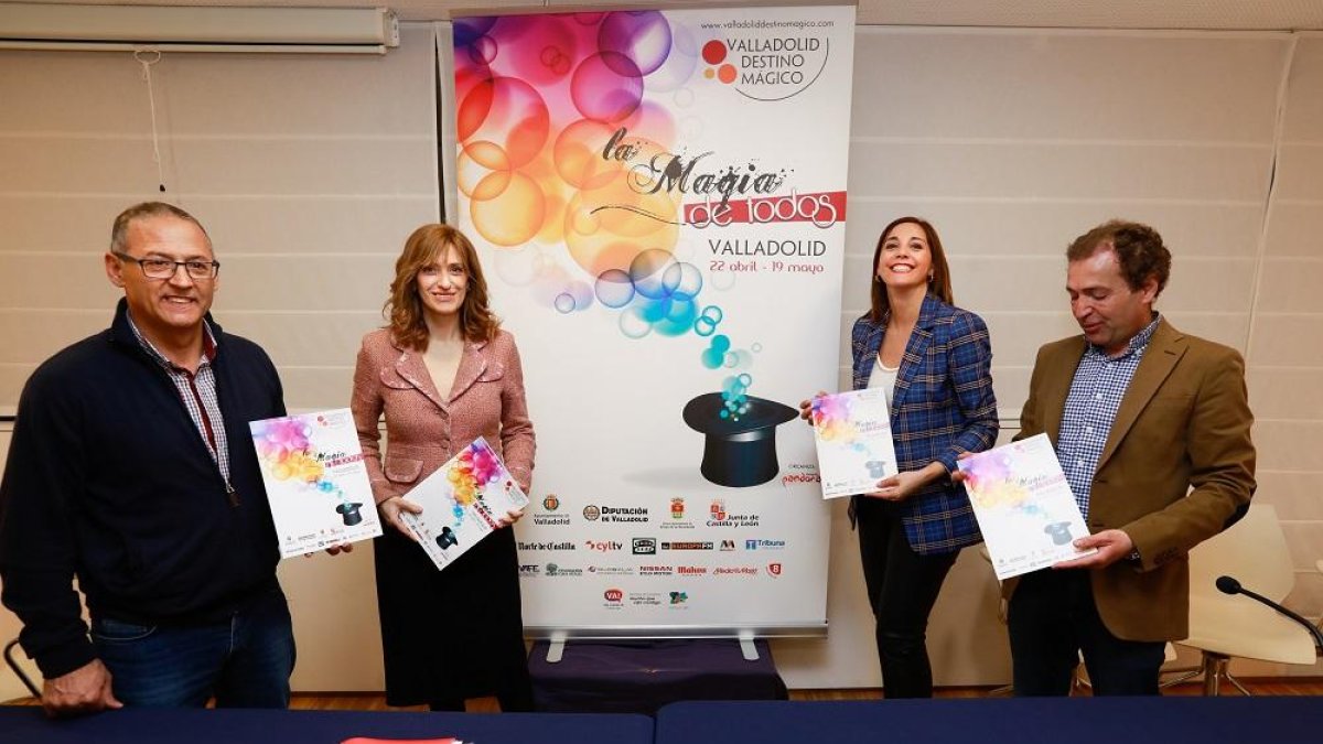 José Manuel Sanz, Mar Sancho, Inmaculada Toledano y Juanjo Rodríguez, ayer.-J. M. LOSTAU