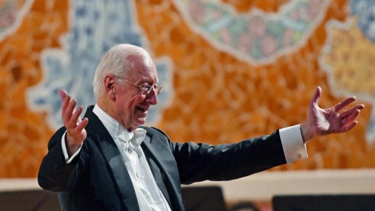 William Christie, en la interpretación de 'El Mesías' en el Palau de la Música, finalizada sin percances.-ANTONI BOFILL