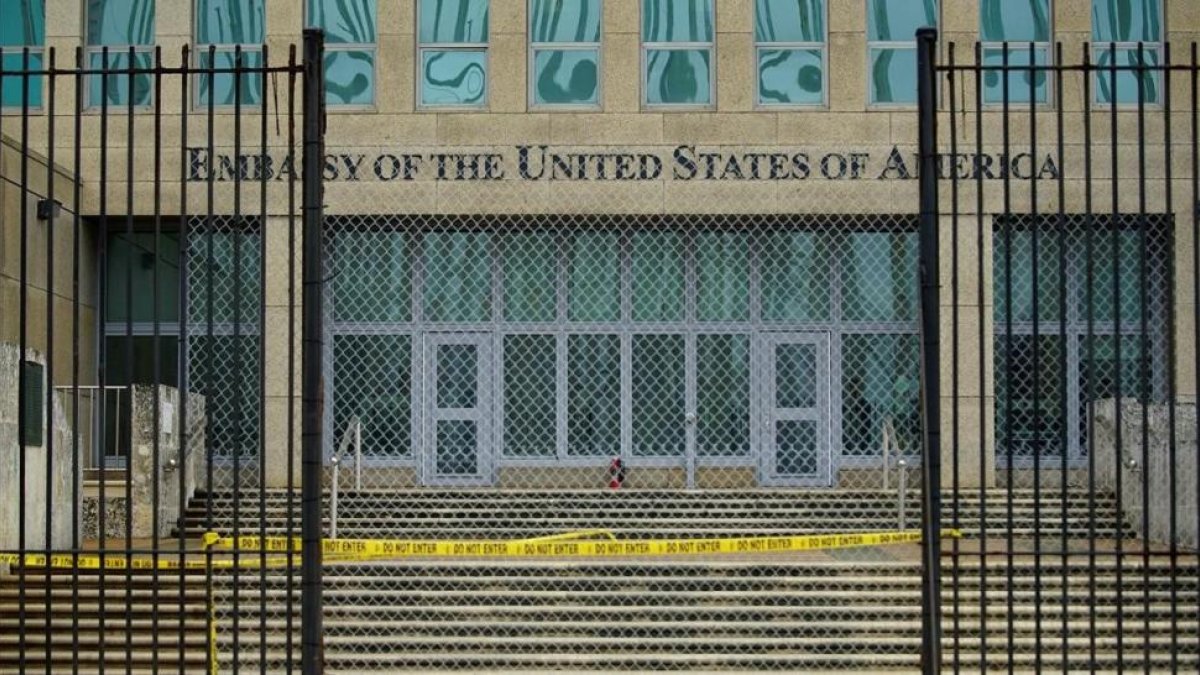 Vista de la embajada de EEUU en La Habana, el 29 de septiembre.-REUTERS / ALEXANDRE MENEGHINI