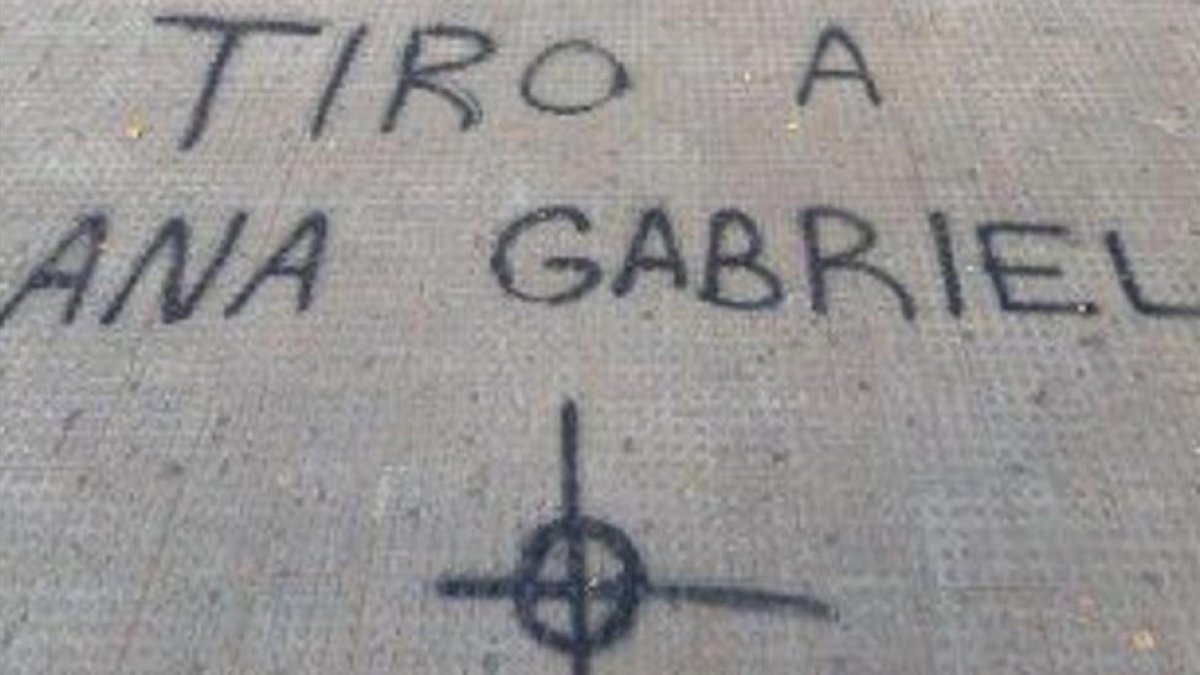Pintada con amenazas de muerte contra Anna Gabriel en la Universidad de Valencia-CUP