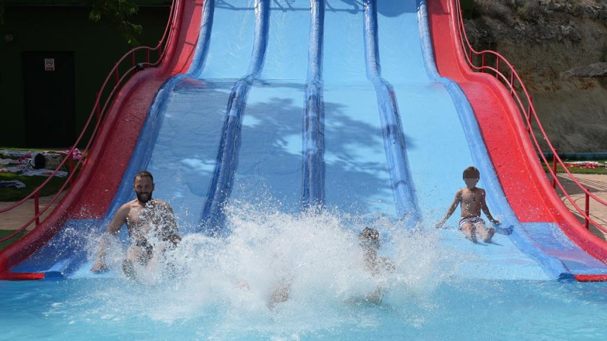 JUAN MIGUEL LOSTAU. 29/06/2023. VALLADOLID. COMUNIDAD DE CASTILLA Y LEÓN. AQUAPARK DE CASTRONUÑO.
