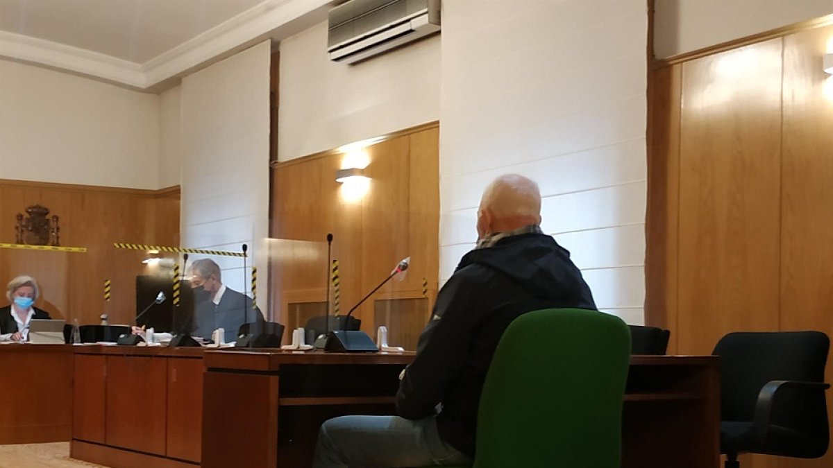 El ya condenado, durante su interrogatorio en la Audiencia de Valladolid. - EUROPA PRESS.