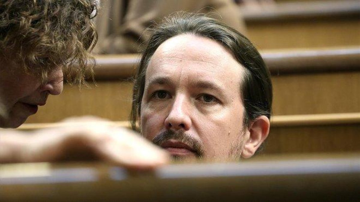 Pablo Iglesias, en la última jornada de la sesión de investidura.-DAVID CASTRO