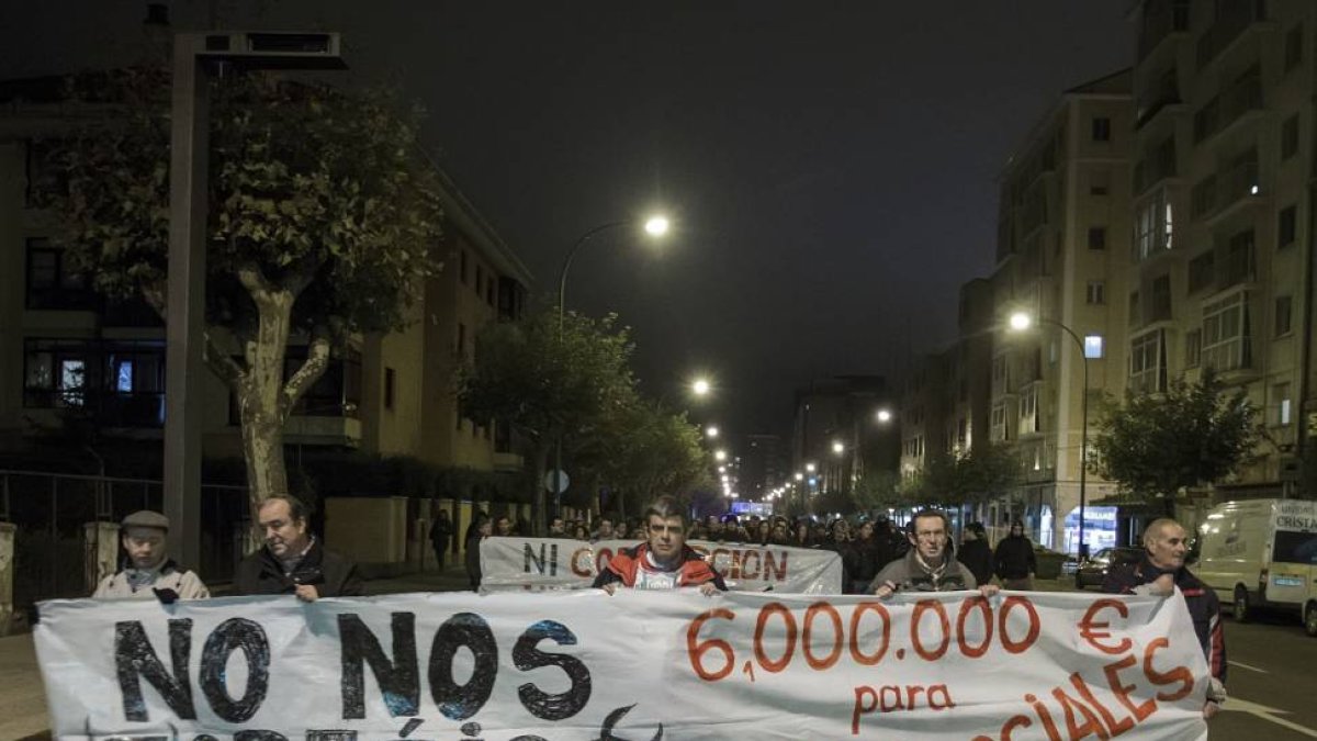 350 personas secundaron la manifestación pacífica-Santi Otero