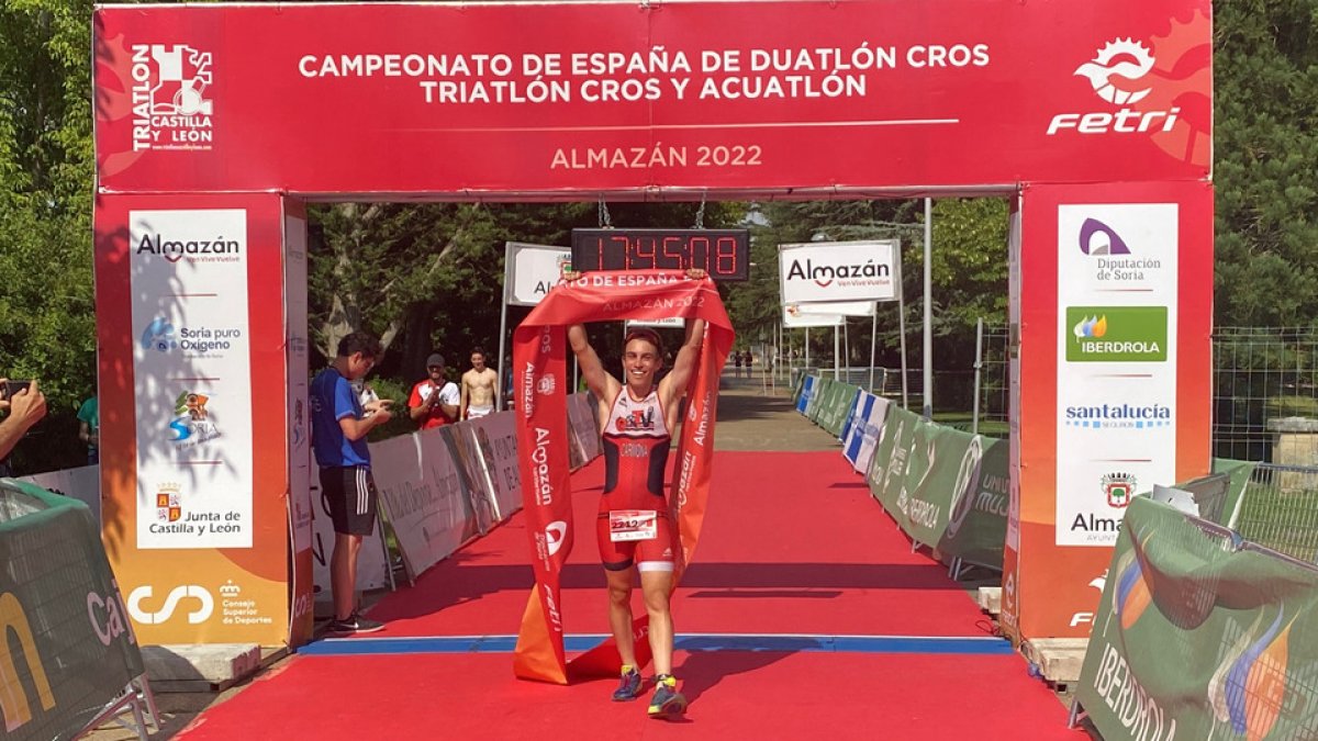 Campeonato de España de Duatlón Cros, Triatlón Cros y Acuatlón en Almazán. / E. M.