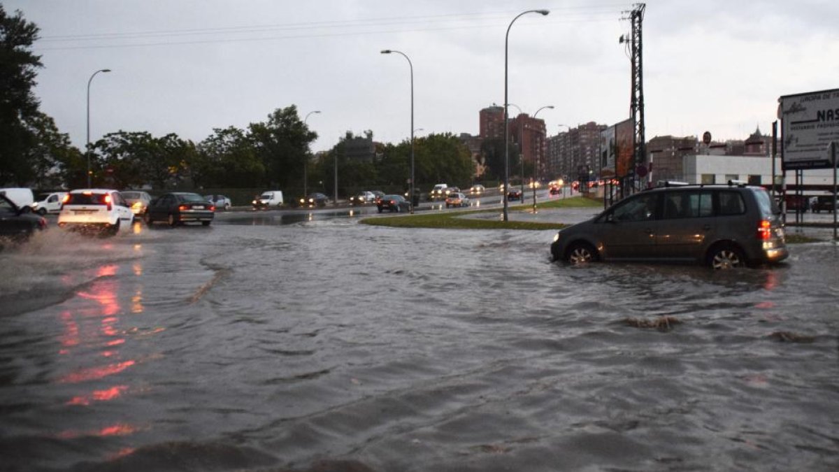 Inundaciones provocadas por la tromba de agua en Zamora.-ICAL