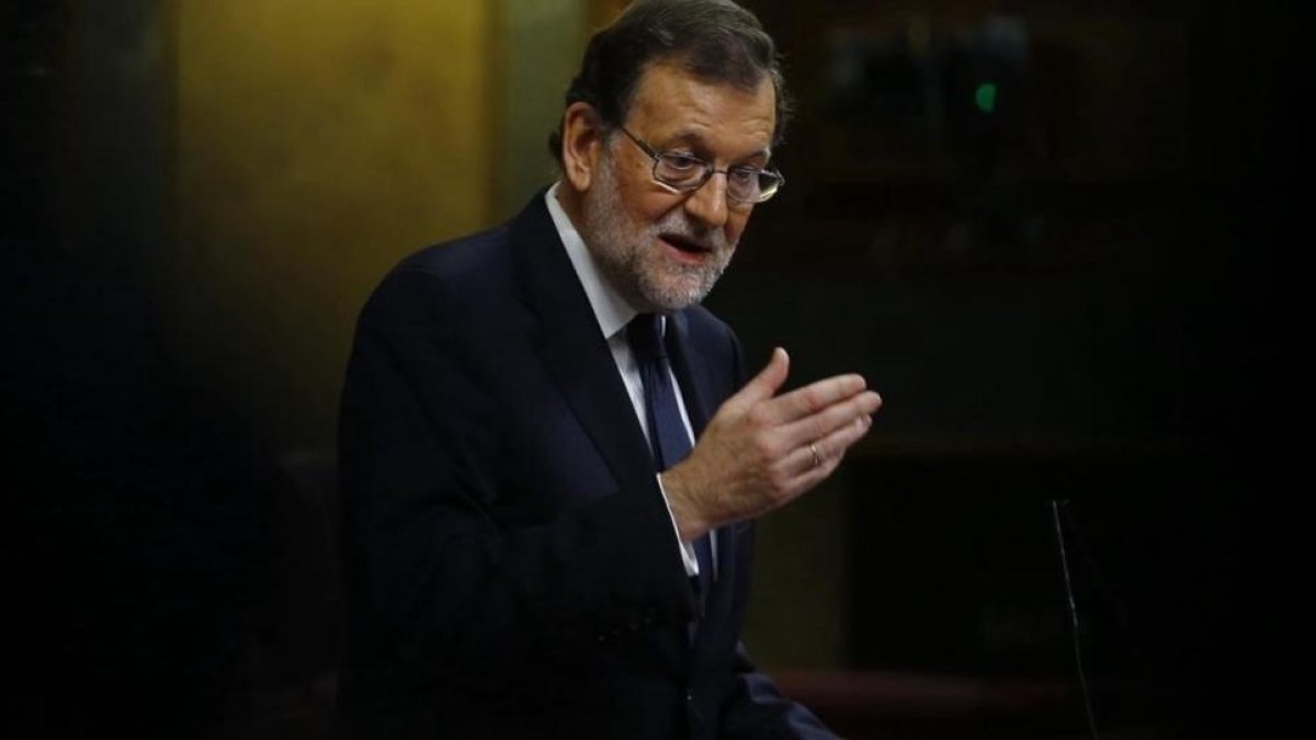 Mariano Rajoy comparece ante el pleno del Congreso.-AGUSTÍN CATALÁN