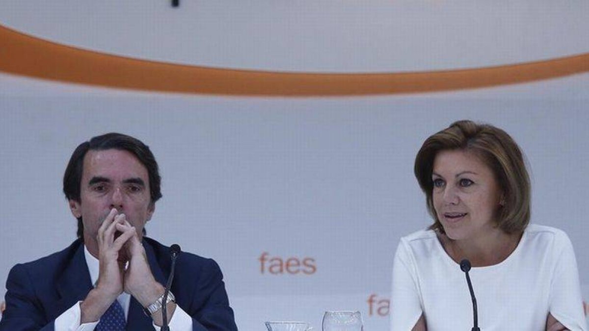 José María Aznar y María Dolores de Cospedal, el año pasado, en el campus FAES.-Foto: DAVID CASTRO