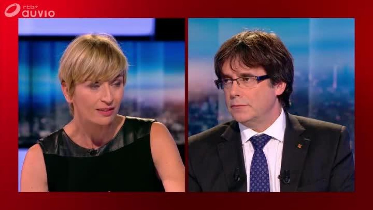 Momentos de la entrevista a Carles Puigdemont en la televisión pública belga (RTFB).-(RTFB).
