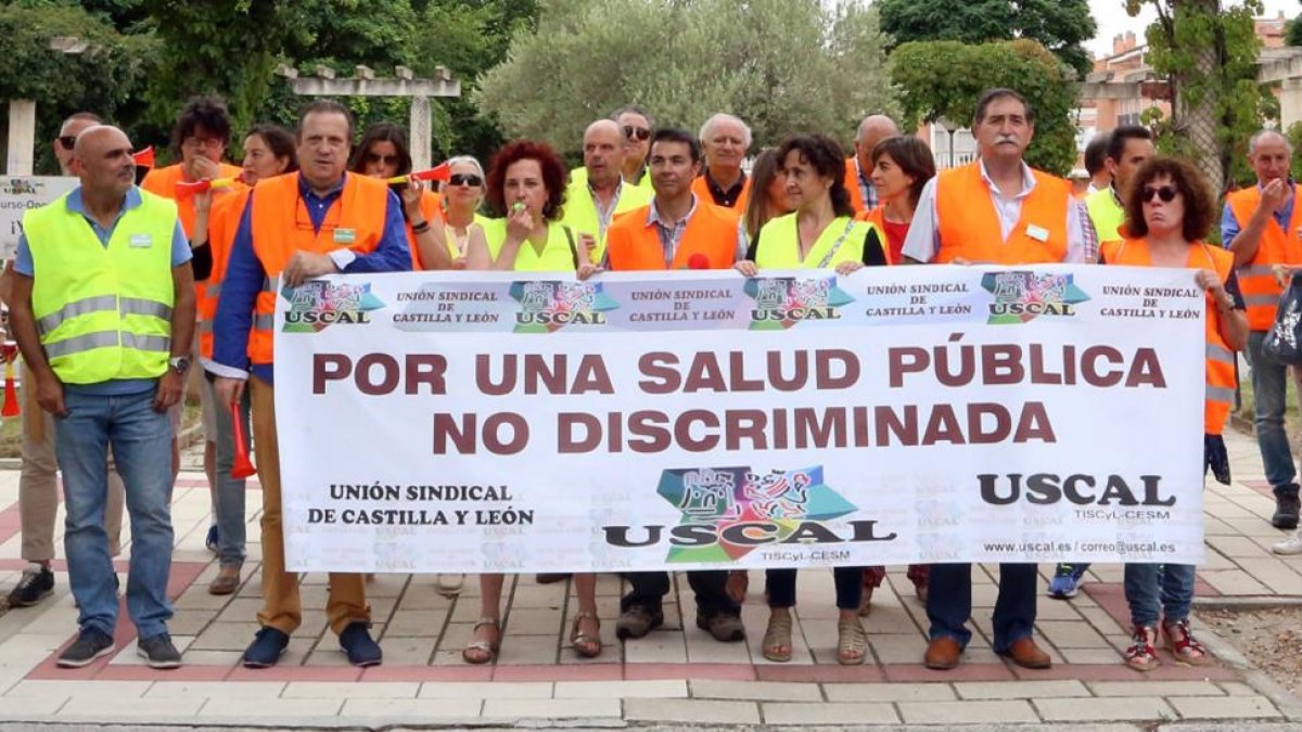 Los trabajadores de USCAL en manifestación en Valladolid.-ICAL