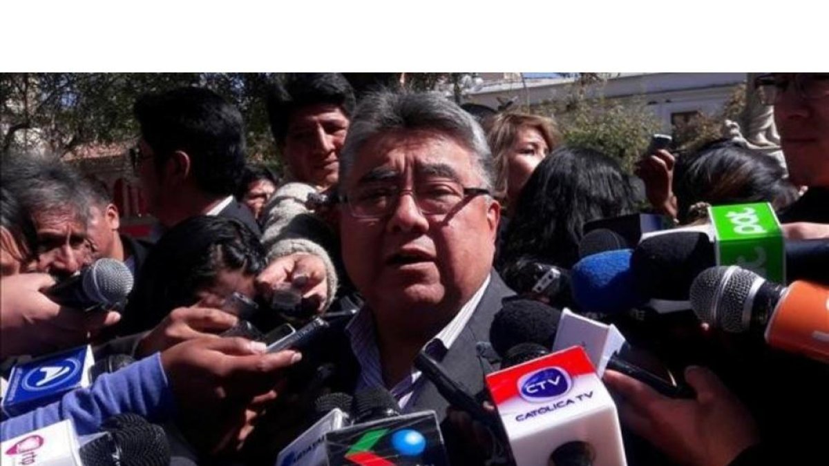El ministro de Interior, Rodolfo Illanes, en una fotografía difundida por el Gobierno boliviano.-AP