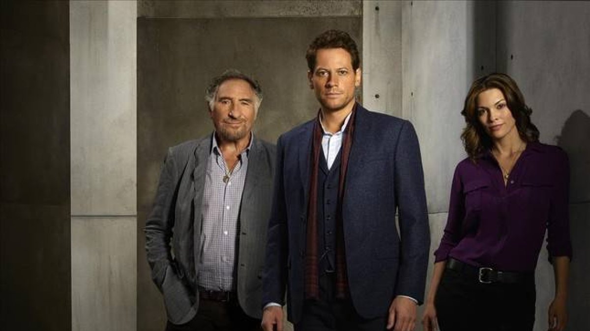 Los tres protagonistas de 'Forever', la serie de EEUU que estrena esta noche Antena 3.-
