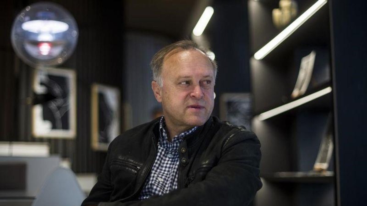Miguel Pardeza, exfutbolista y exdirector técnico, ganador del Premio Panenka al mejor libro del 2016.-
