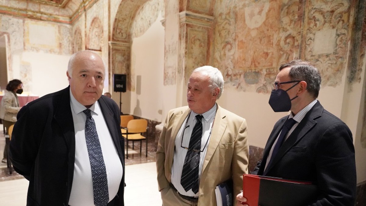 Santonja, hoy, junto a Martínez Llorente. | ICAL