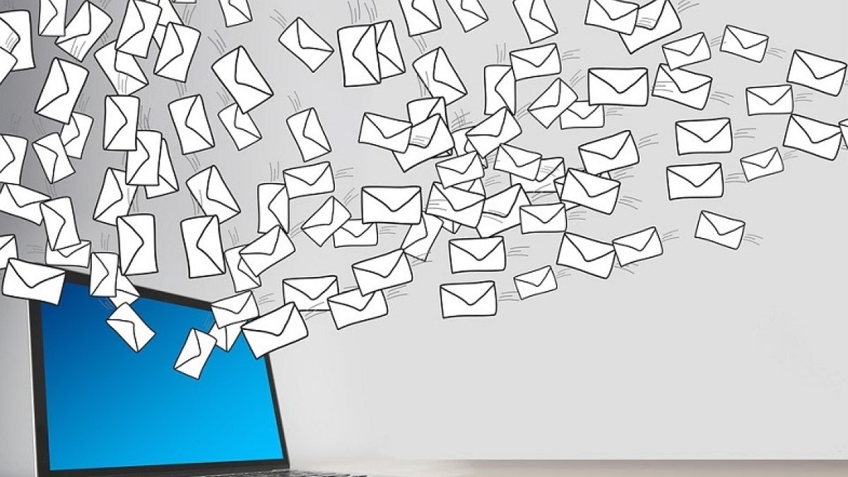 MAIL