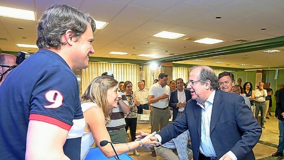 lLíderes del PP en un acto reivindicativo sobre la A-76.-ICAL