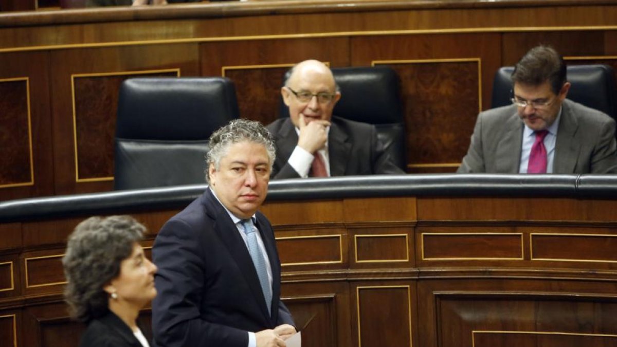 El diputado del Partido Popular por Valladolid, Tomás Burgos, durante la votación para elegir al nuevo presidente del Congreso de los Diputados-Ical