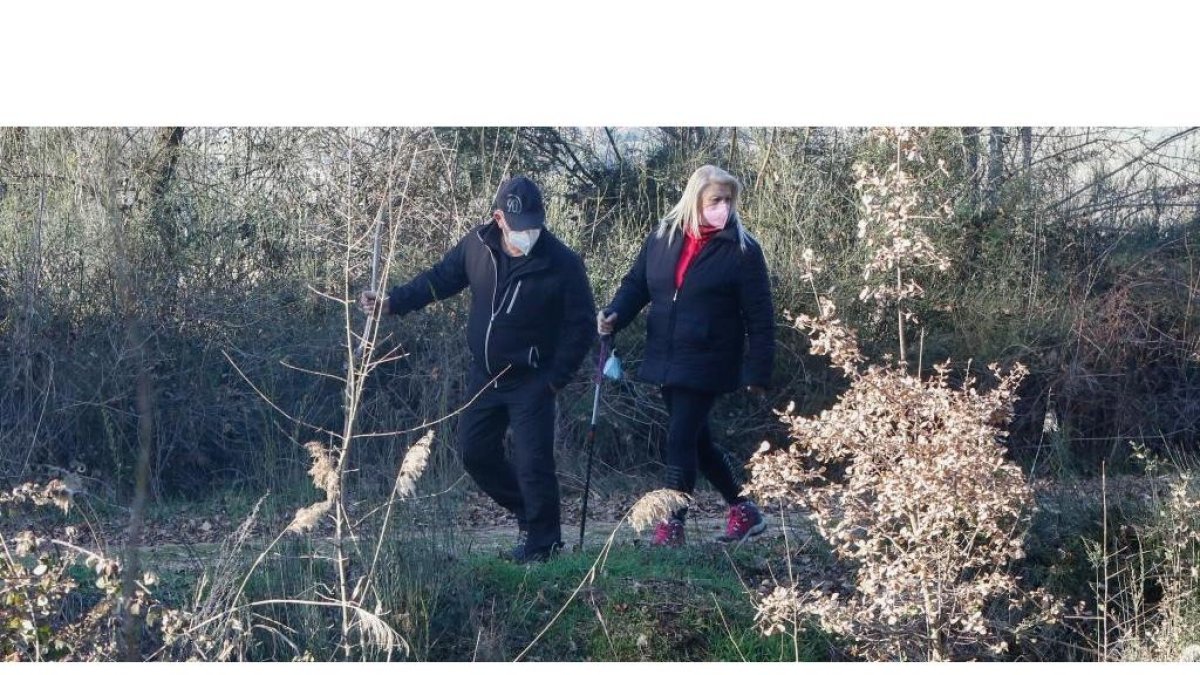 TRASPINEDO. BATIDA PARA BUSCAR A UNA MUJER DESAPARECIDA. J. M. LOSTAU