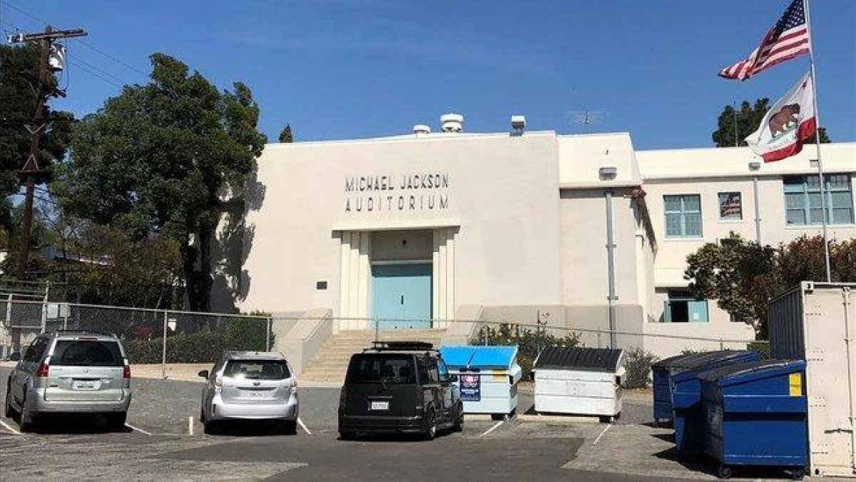 Escuela de primaria cerca de Hollywood (California) de la que fue alumno Michael Jackson.-EL PERIÓDICO