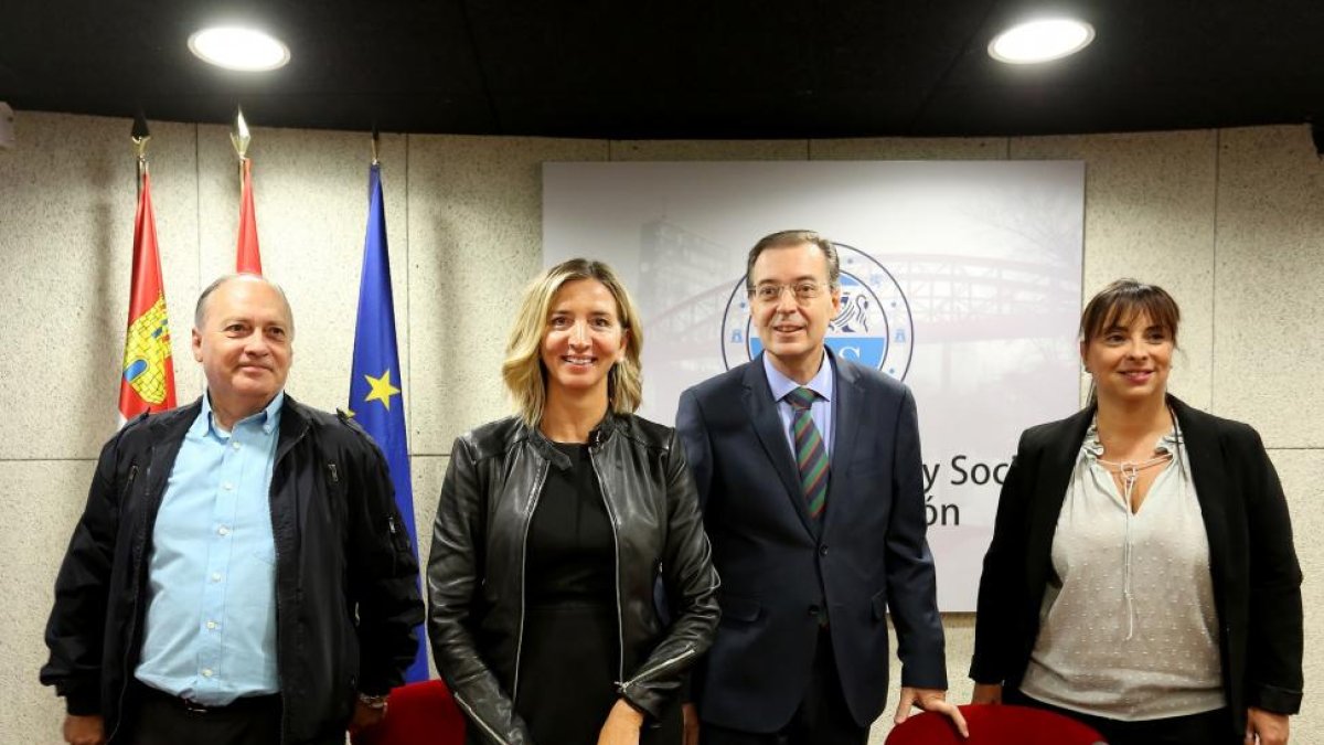 Faustino Temprano; la consejera de Familia e Igualdad de Oportunidades, Alicia García; el presidente del CES, Germán Barrios; y la vicesecretaria general UGT Confederal, Cristina Antoñanzas-ICAL