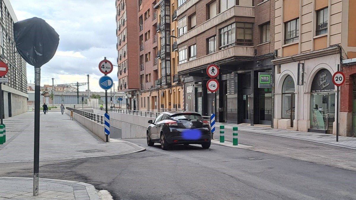 Reabre al tráfico el túnel de Panaderos. X: Policía Valladolid