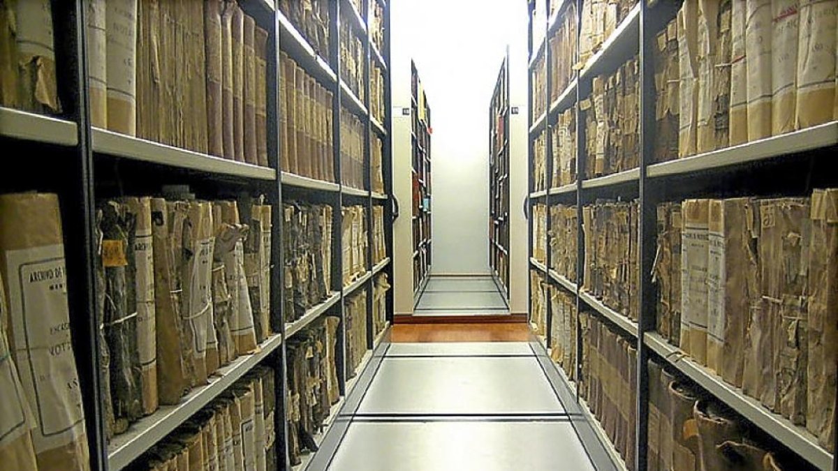 Centro documental de la Memoria Histórica en Salamanca.-E. M.