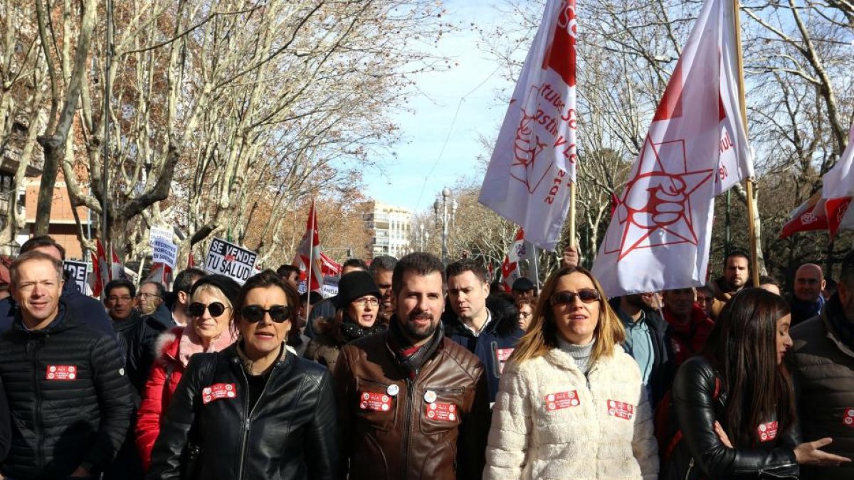 Ana Sánchez, Luis Tudanca y Virginia Barcones, en la manifestación.-ICAL